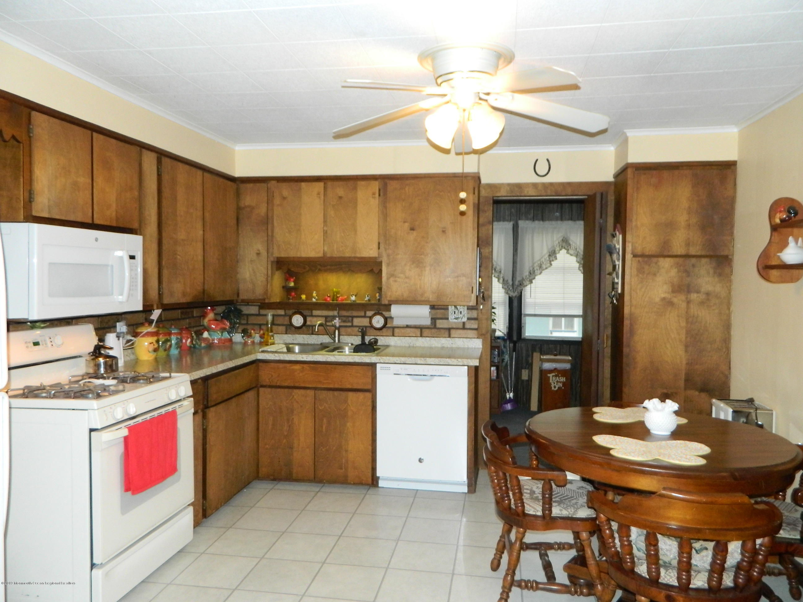 817 Rte 524 Allentown, NJ 08501 - Photo 12 of 27 2019-09-09 18.04.08