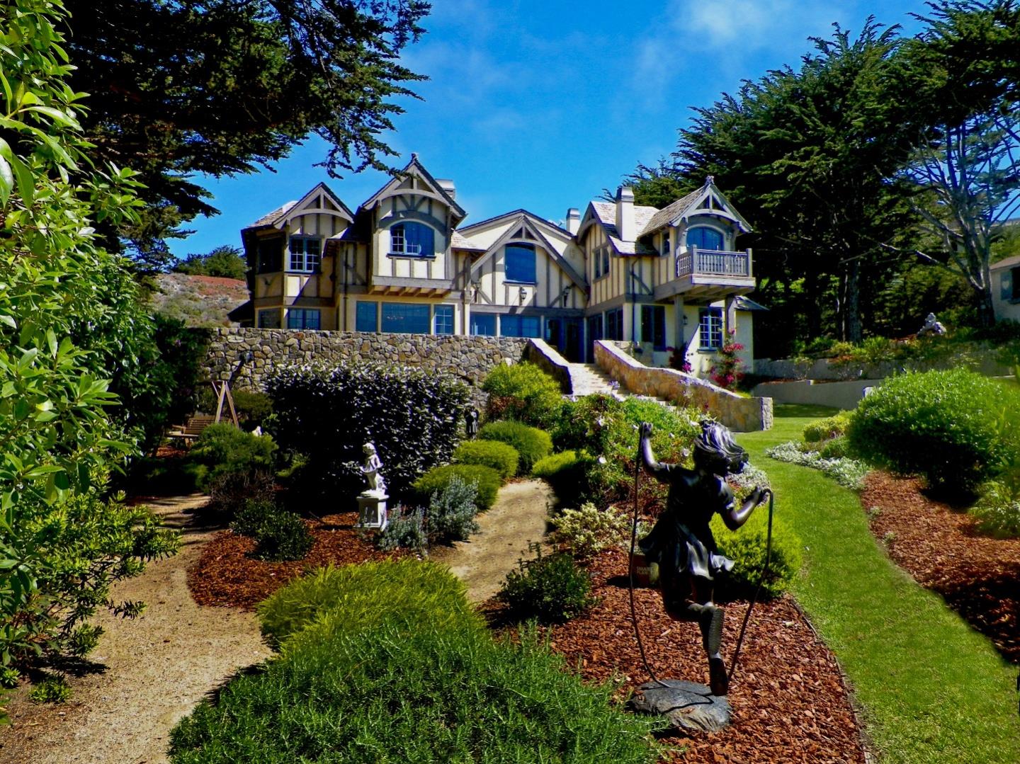 174 Spindrift Road Carmel, CA 93923 - Photo 13 of 13 Gallery Image 13