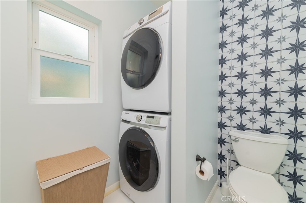 23 Country Ridge Road Phillips Ranch, CA 91766 - Photo 39 of 45 a bathroom with a toilet and a sink