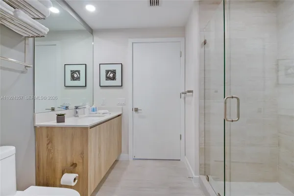 $580,000 | 3900 Biscayne Boulevard, Unit N813, Miami, FL 33137