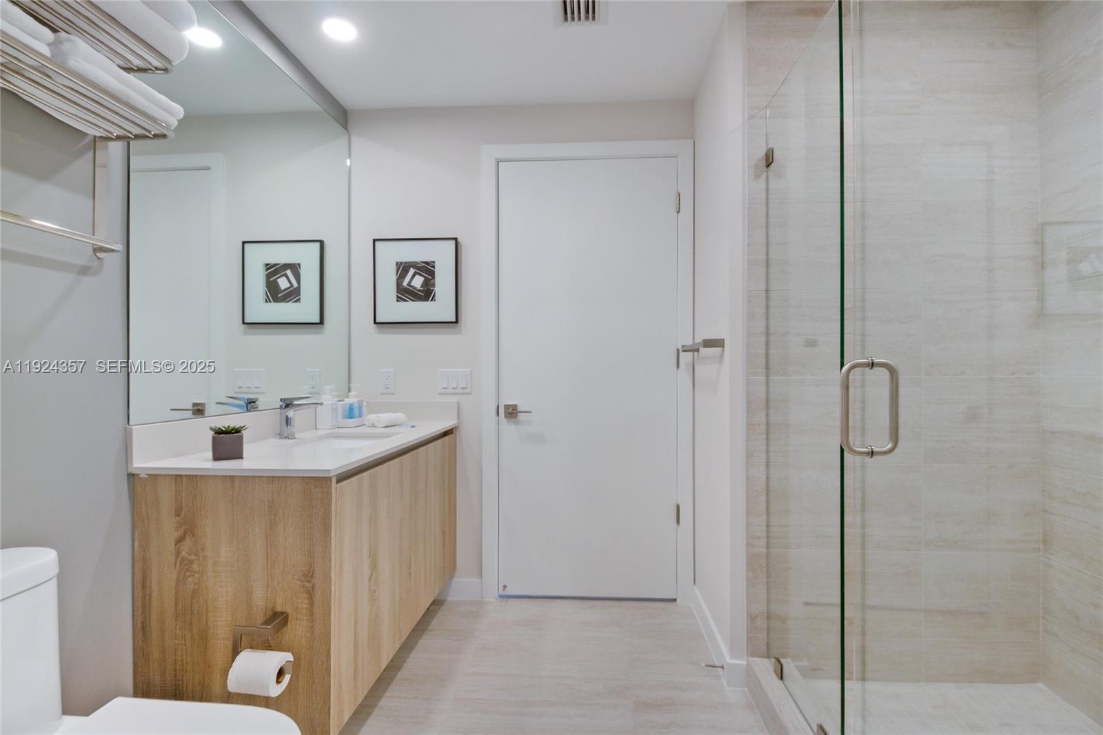 3900 Biscayne Boulevard, Unit N813 Miami, FL 33137 - Photo 11 of 13