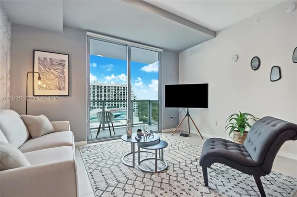 $580,000 | 3900 Biscayne Boulevard, Unit N813, Miami, FL 33137