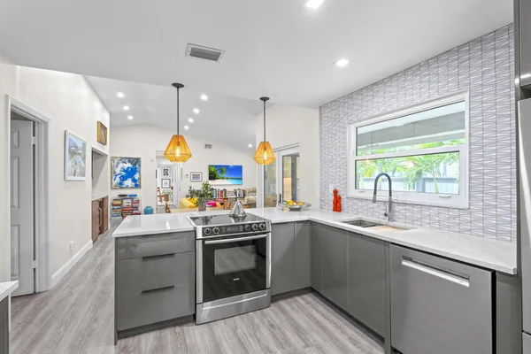 $7,000 | 2474 Bedford Mews Drive, Wellington, FL 33414