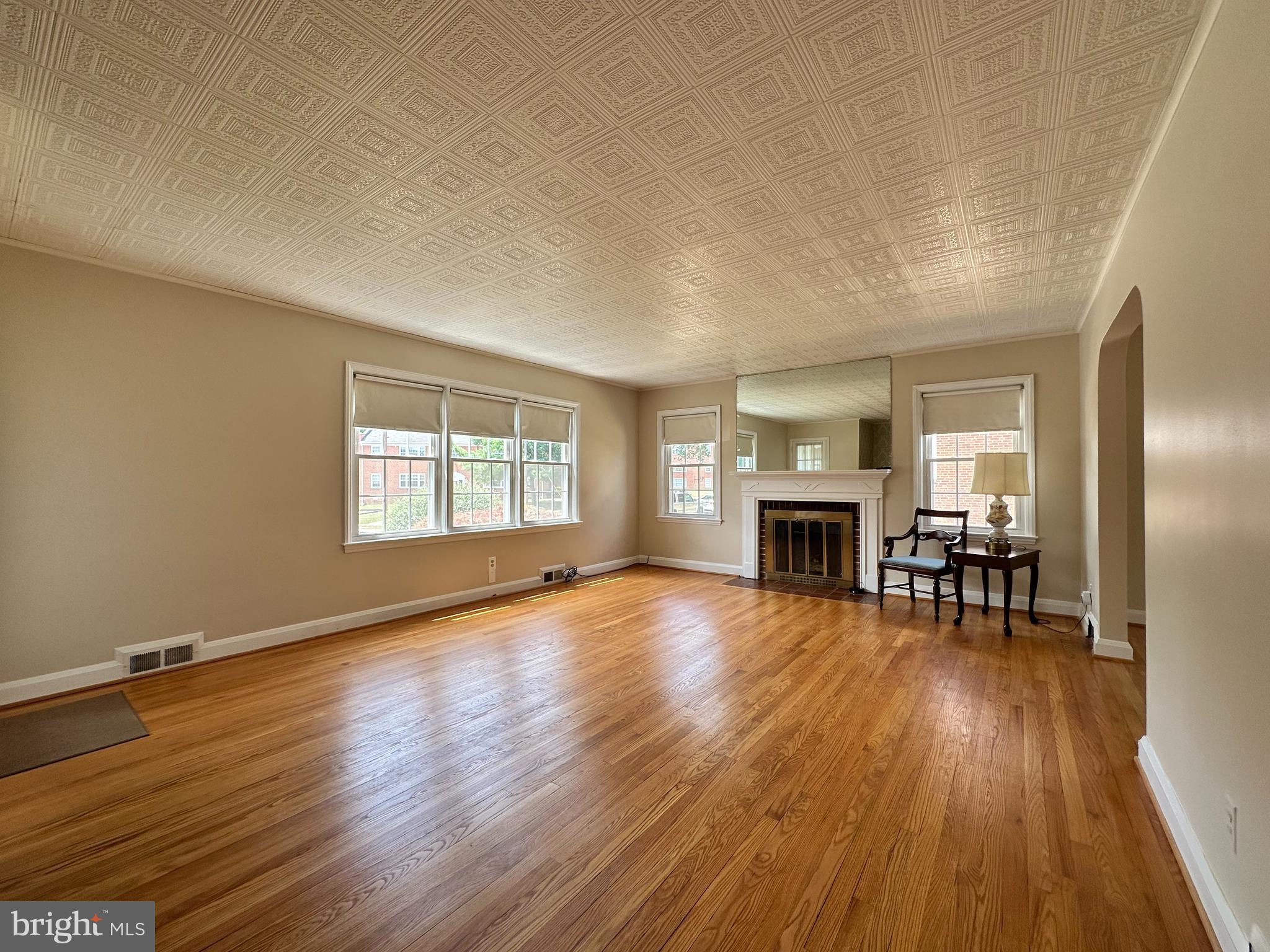 1720 Edgewood Road Towson, MD 21286 - Photo 13 of 50 Spacious LR with beautiful wood floors, fireplace
