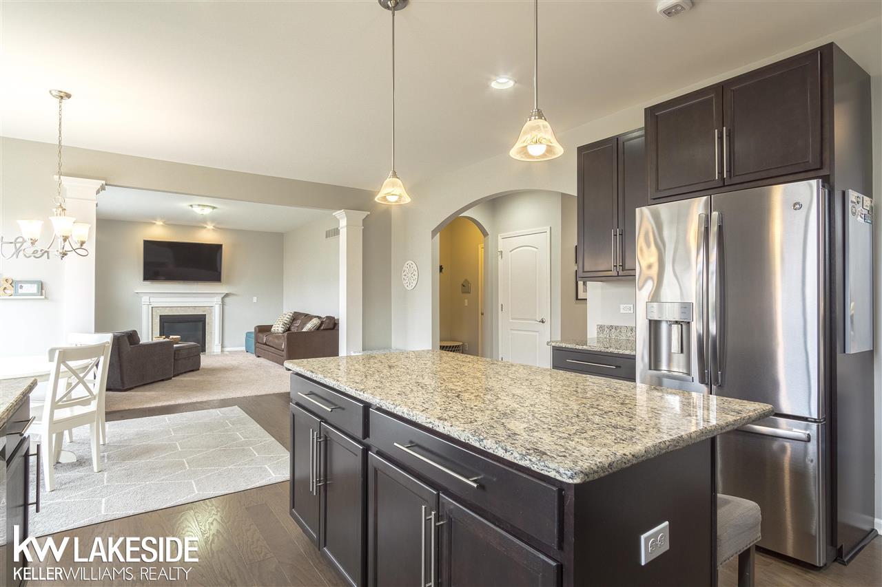50540 Rockingham Drive Canton, MI 48188 - Photo 31 of 57 50071080-30.JPG