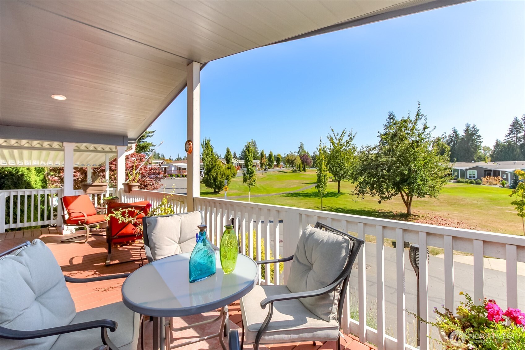 2101 South 324th Street, Unit 11 Federal Way, WA 98003 - Photo 3 of 40 a outdoor space with furniture