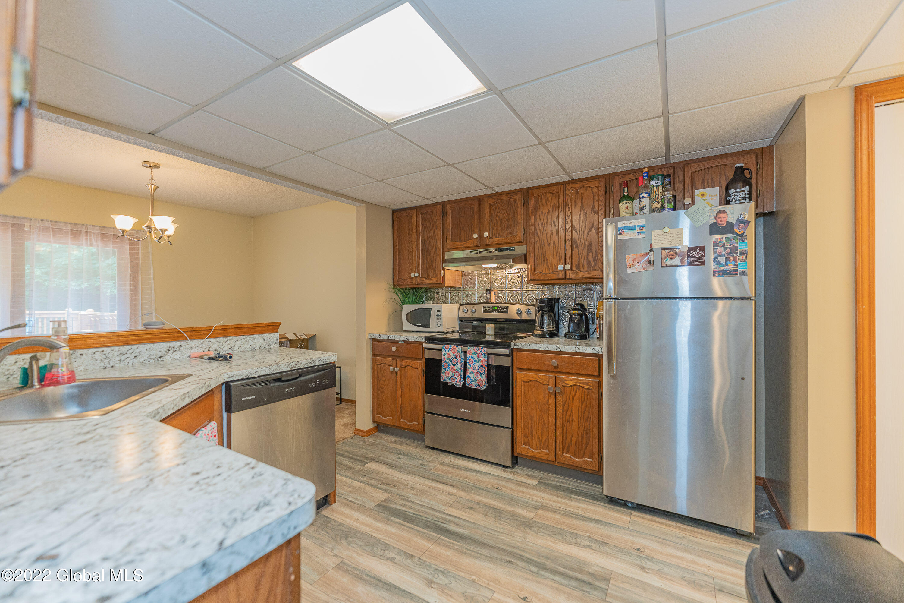 21 Heyden Road Troy, NY 12180 - Photo 14 of 31 4 Kitchen 2