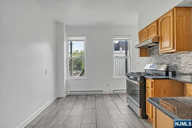 $1,650,000 | 372 Summit Avenue, Jersey City, NJ 07306