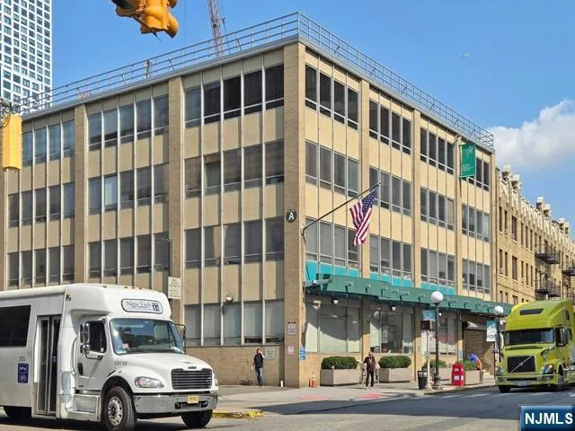 $1,650,000 | 372 Summit Avenue, Jersey City, NJ 07306