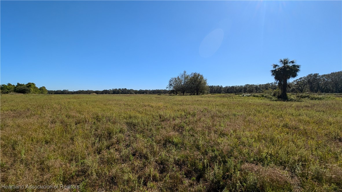 3605 Rabbit Run Road Wauchula, FL 33873 - Photo 9 of 50 a view of an ocean and beach