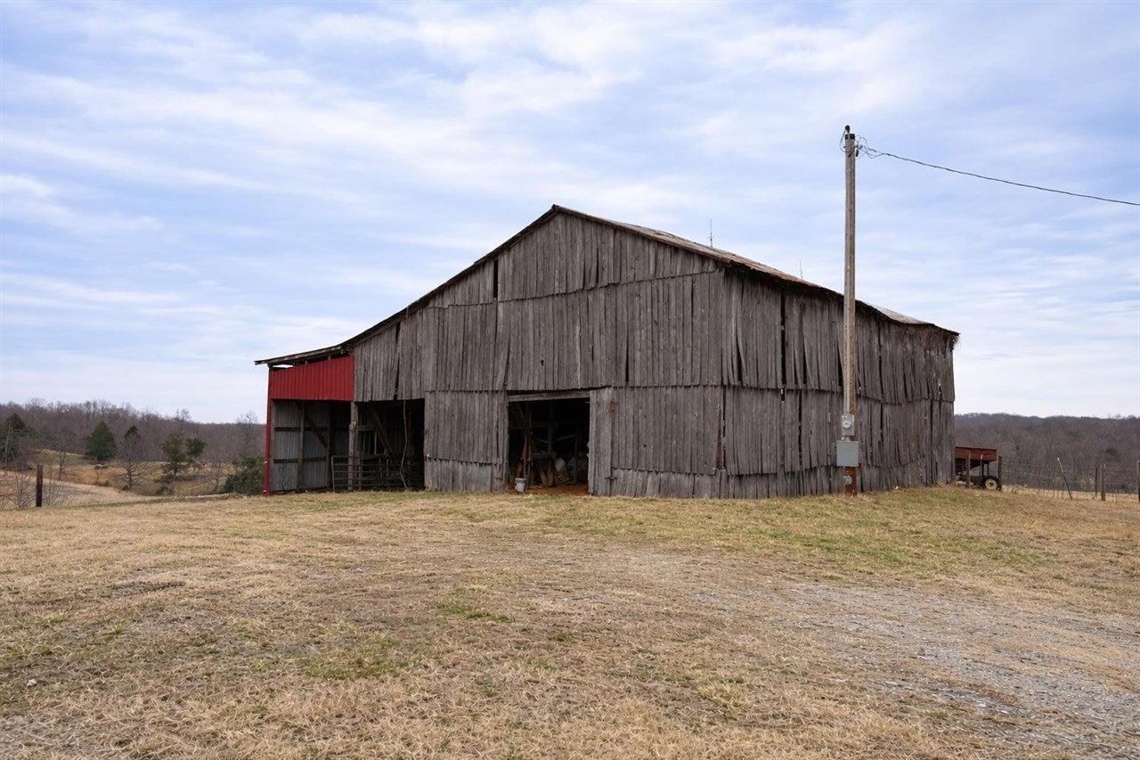 1997 Vernon Road Hestand, KY 42151 - Photo 7 of 21 Gallery Image 7