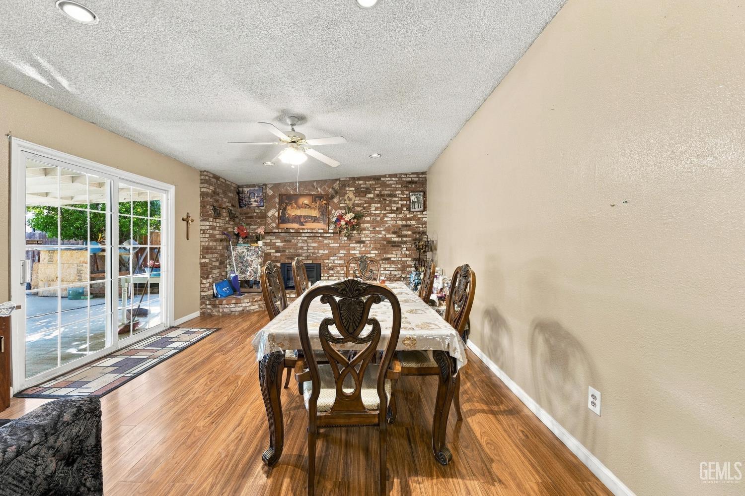 Undisclosed Address Wasco, CA 93280 - Photo 12 of 30 Gallery Image 12