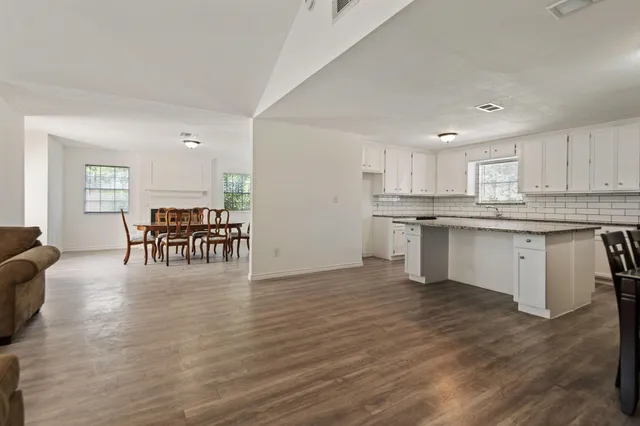 $3,200 | 3550 Mirror Court, Spring, TX 77388