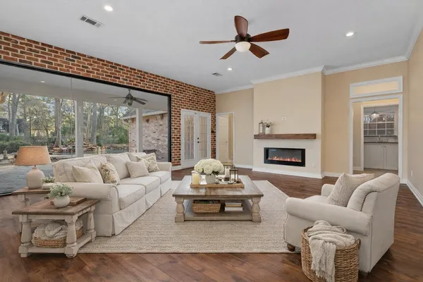 $860,000 | 27118 Holly Lord, Magnolia, TX 77355