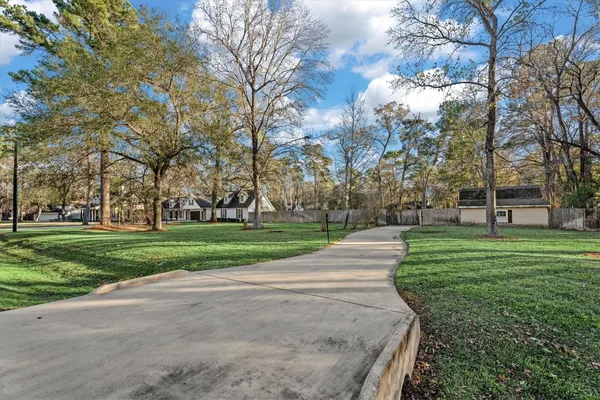 $850,000 | 27118 Holly Lord, Magnolia, TX 77355