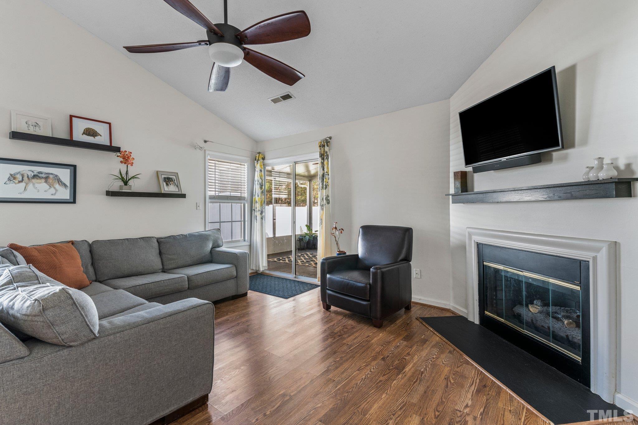 15 Pendleton Court Durham, NC 27713 - Photo 7 of 50 Gallery Image 7