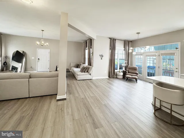 $749,900 | 17571 Lethridge Circle, Round Hill, VA 20141