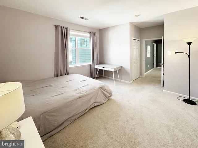 $749,900 | 17571 Lethridge Circle, Round Hill, VA 20141