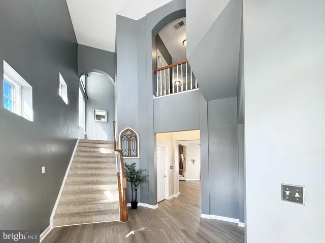 $749,900 | 17571 Lethridge Circle, Round Hill, VA 20141