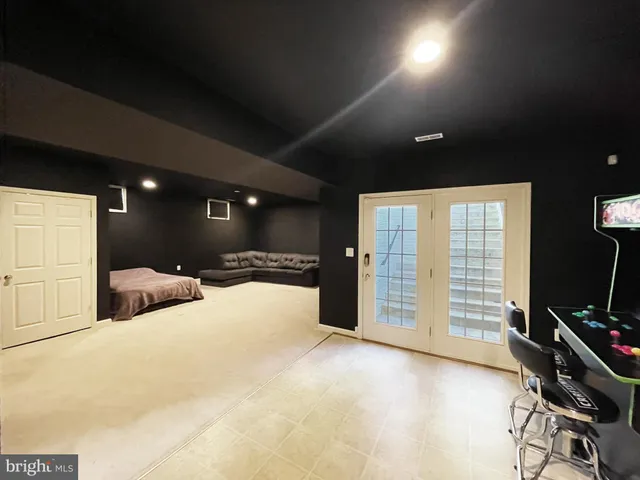 $749,900 | 17571 Lethridge Circle, Round Hill, VA 20141