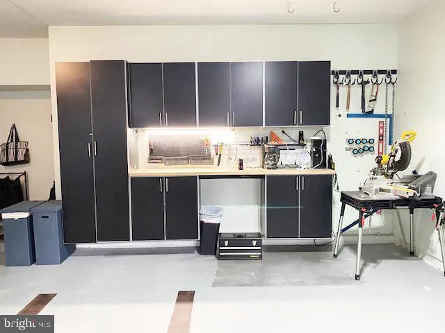 $749,900 | 17571 Lethridge Circle, Round Hill, VA 20141