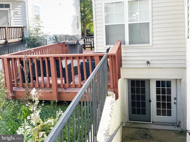 $749,900 | 17571 Lethridge Circle, Round Hill, VA 20141