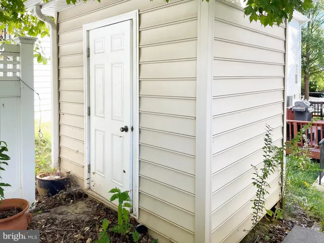 $749,900 | 17571 Lethridge Circle, Round Hill, VA 20141