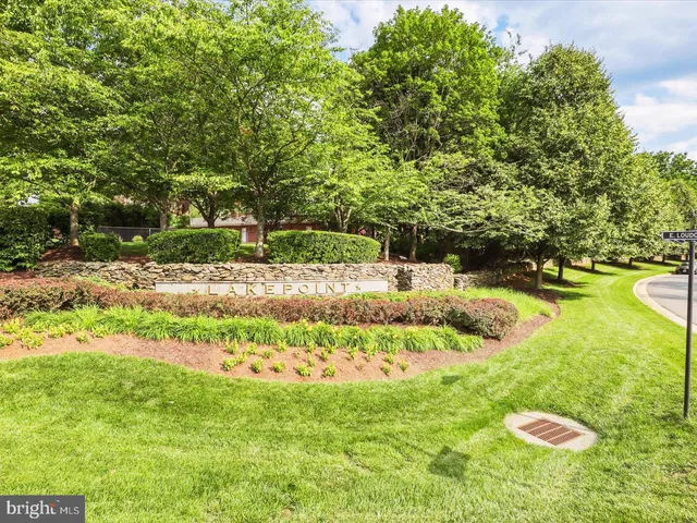 $749,900 | 17571 Lethridge Circle, Round Hill, VA 20141