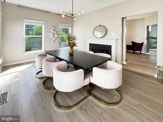 $749,900 | 17571 Lethridge Circle, Round Hill, VA 20141