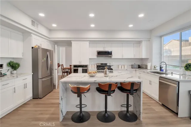 $779,888 | 21540 Calle Monaco, Moreno Valley, CA 92557