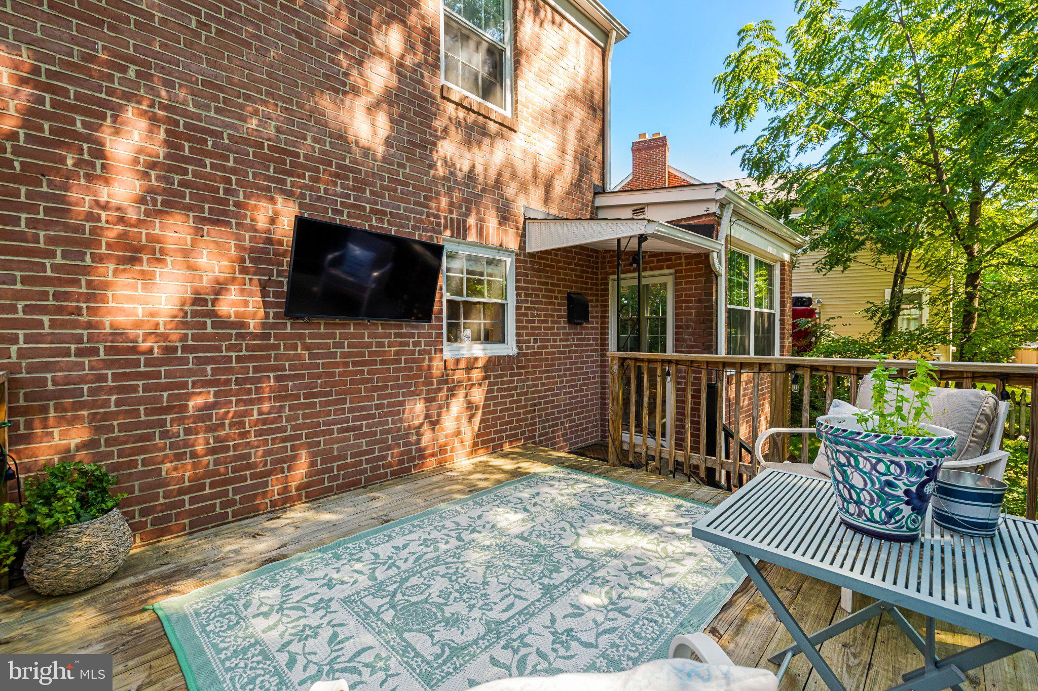 307 Worthington Road Towson, MD 21286 - Photo 53 of 72 Charming outdoor retreat with greenery.