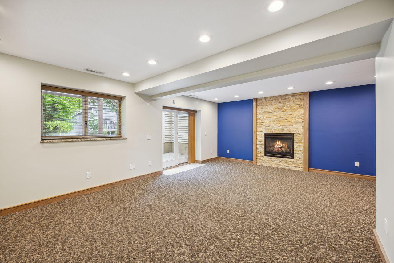 561 Gramsie Road Shoreview, MN 55126 - Photo 16 of 41 Gallery Image 16
