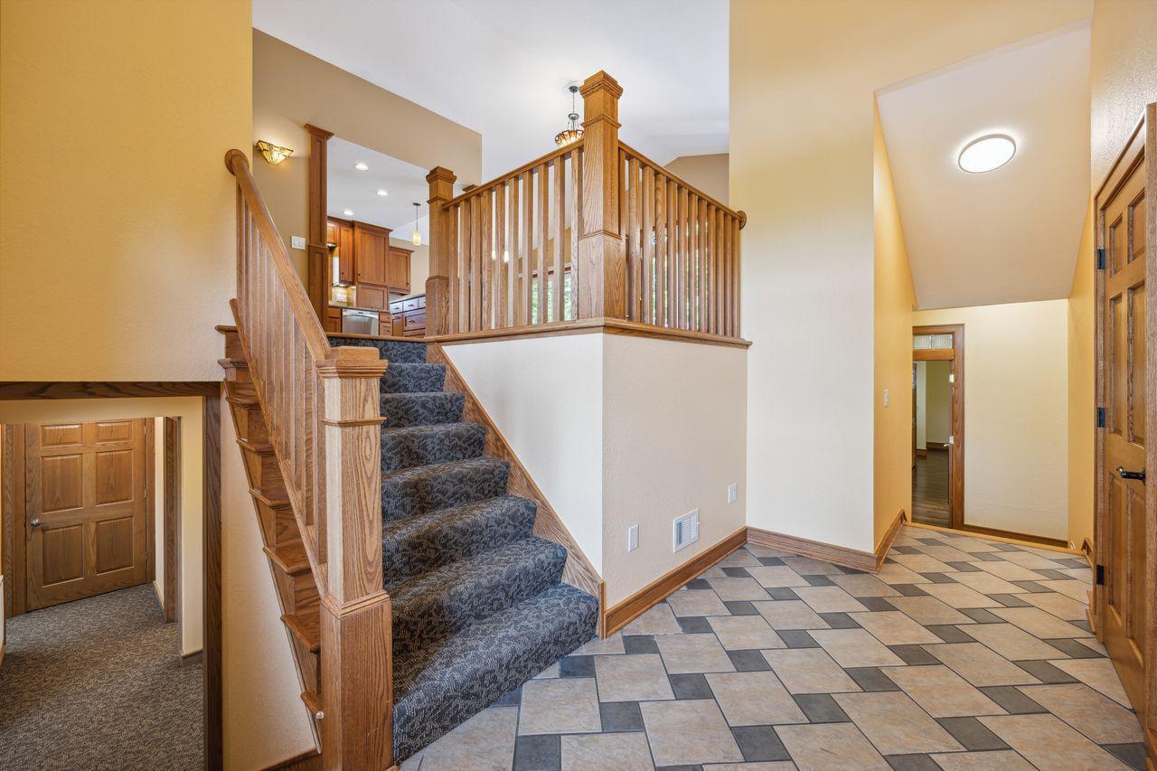561 Gramsie Road Shoreview, MN 55126 - Photo 2 of 41 Gallery Image 2