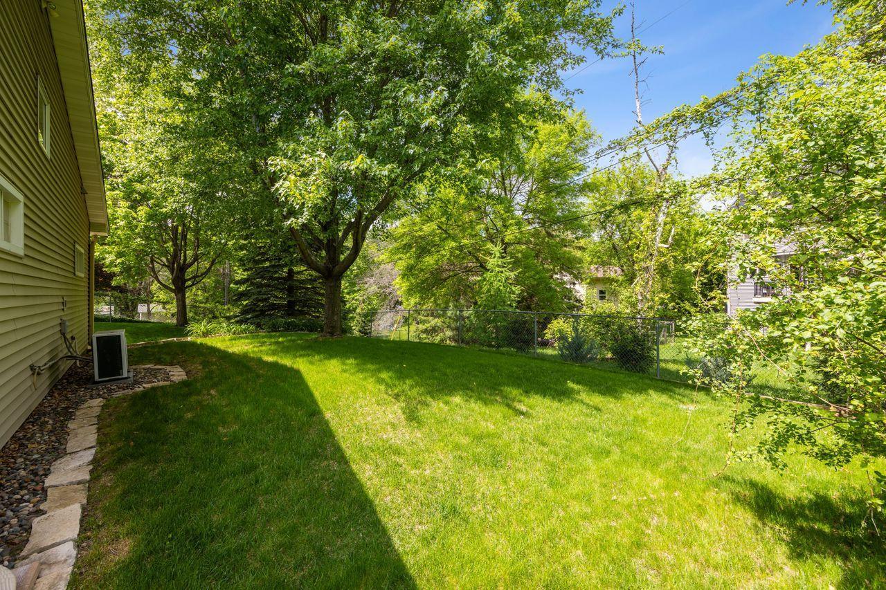561 Gramsie Road Shoreview, MN 55126 - Photo 24 of 41 Gallery Image 24