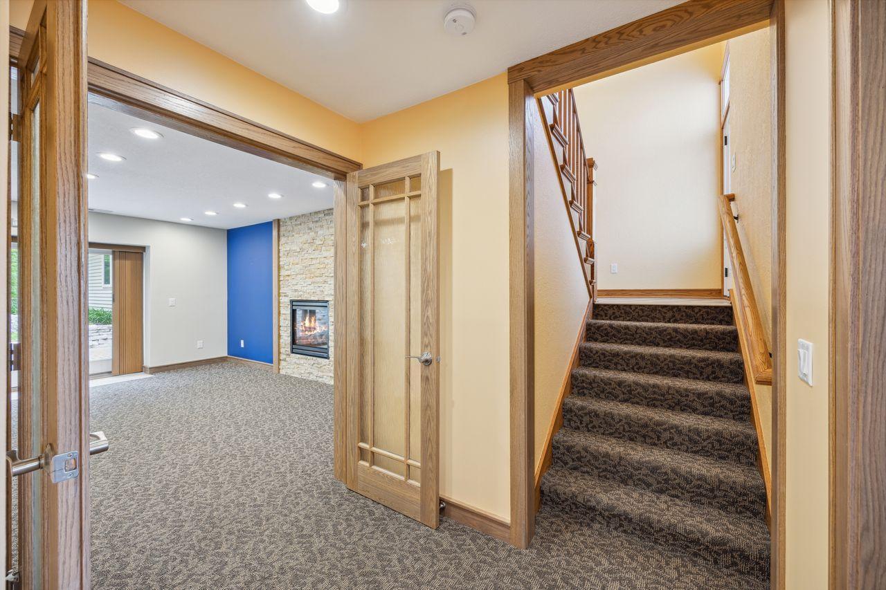 561 Gramsie Road Shoreview, MN 55126 - Photo 33 of 41 Gallery Image 33
