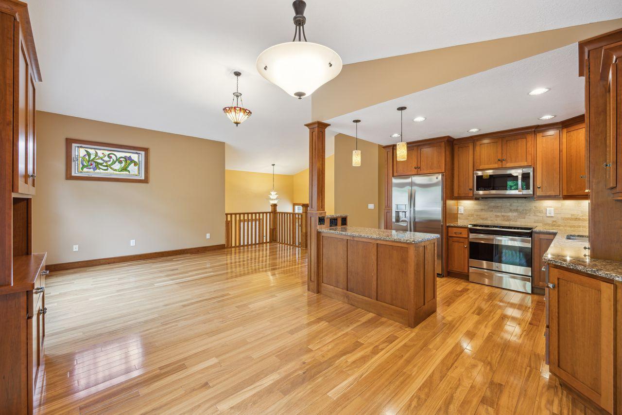561 Gramsie Road Shoreview, MN 55126 - Photo 7 of 41 Gallery Image 7