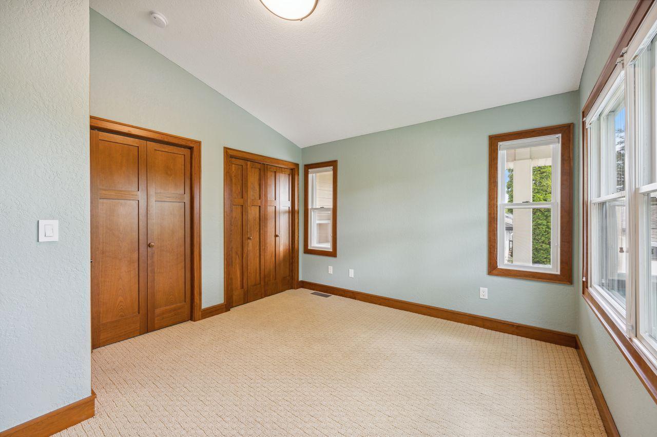 561 Gramsie Road Shoreview, MN 55126 - Photo 10 of 41 Gallery Image 10