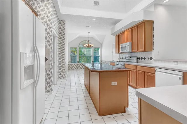 $575,000 | 1303 Hillcrest Drive, Allen, TX 75002