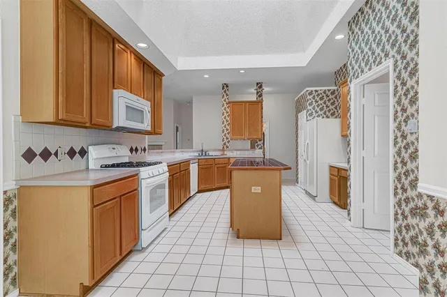 $575,000 | 1303 Hillcrest Drive, Allen, TX 75002