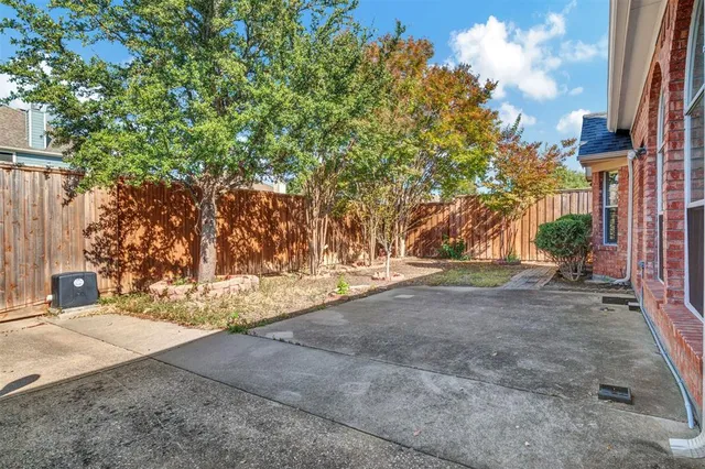 $575,000 | 1303 Hillcrest Drive, Allen, TX 75002
