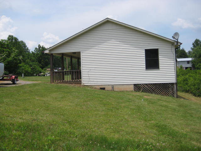 20 County Line Road Bassett, VA 24055 - Photo 3 of 3 Side view