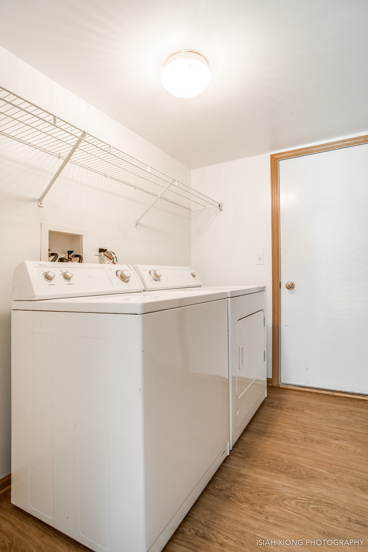 47 Rolling Oaks Road, Unit E Sugar Grove, IL 60554 - Photo 12 of 24 Gallery Image 12