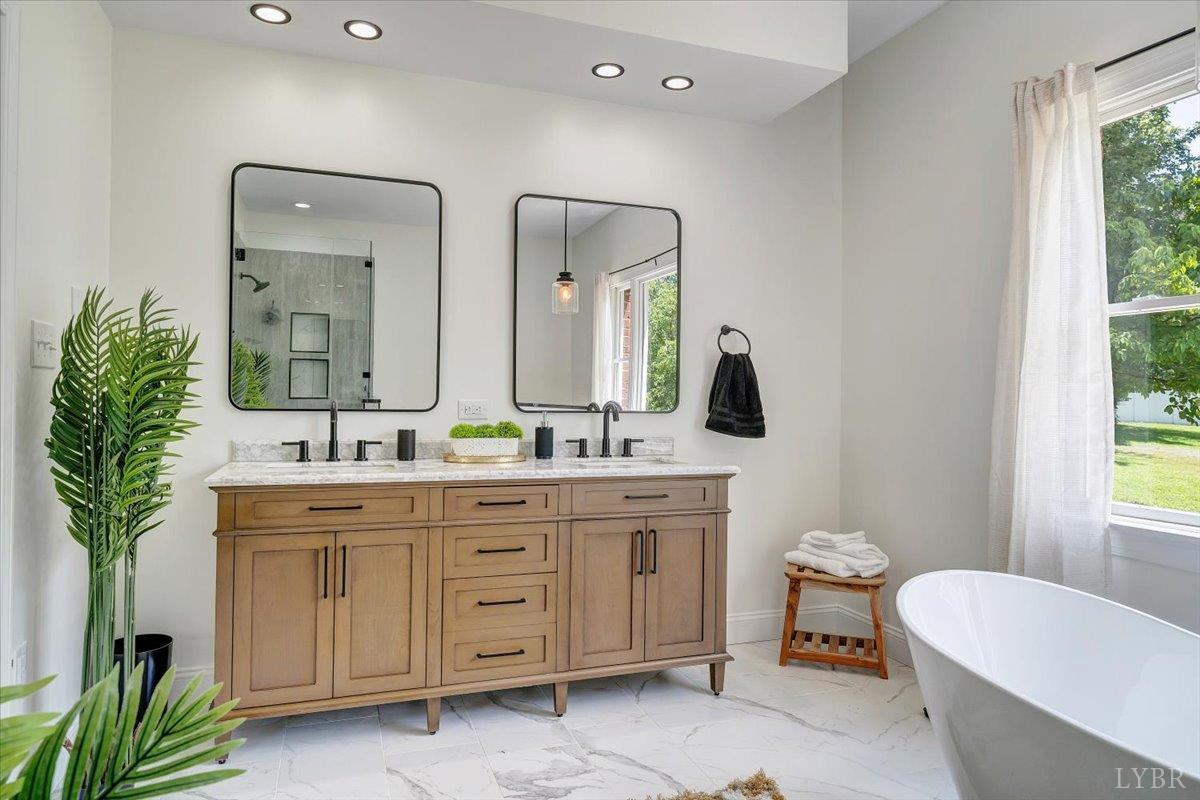 439 Wiggington Road Lynchburg, VA 24501 - Photo 45 of 89 Gallery Image 45