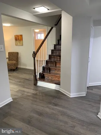 a view of room with an empty space