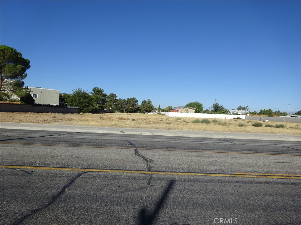 15 15th Lancaster, CA 93535 - Photo 8 of 20 Gallery Image 8