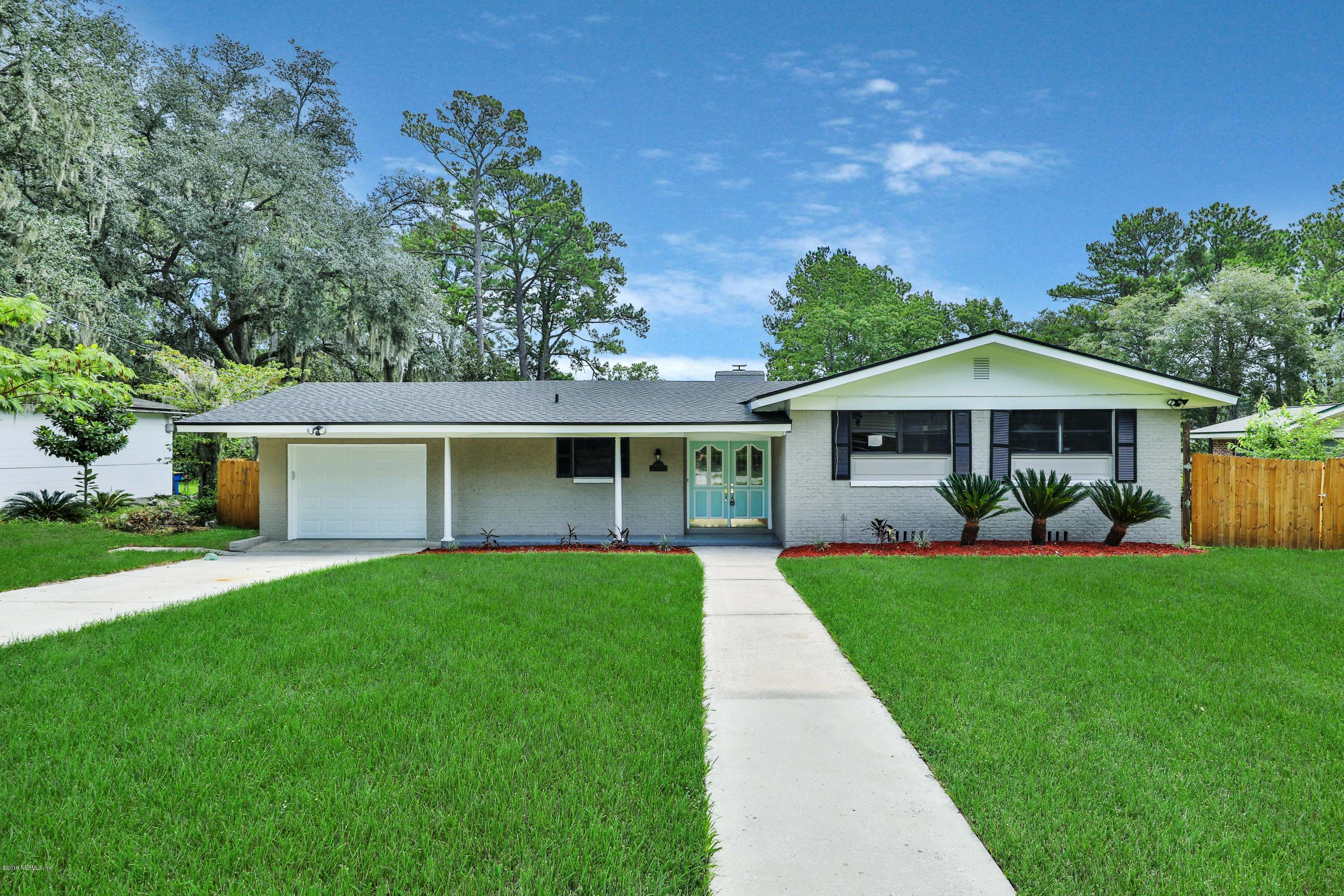 10423 Villanova Road Jacksonville, FL 32218 - Photo 1 of 22 1R4A4880