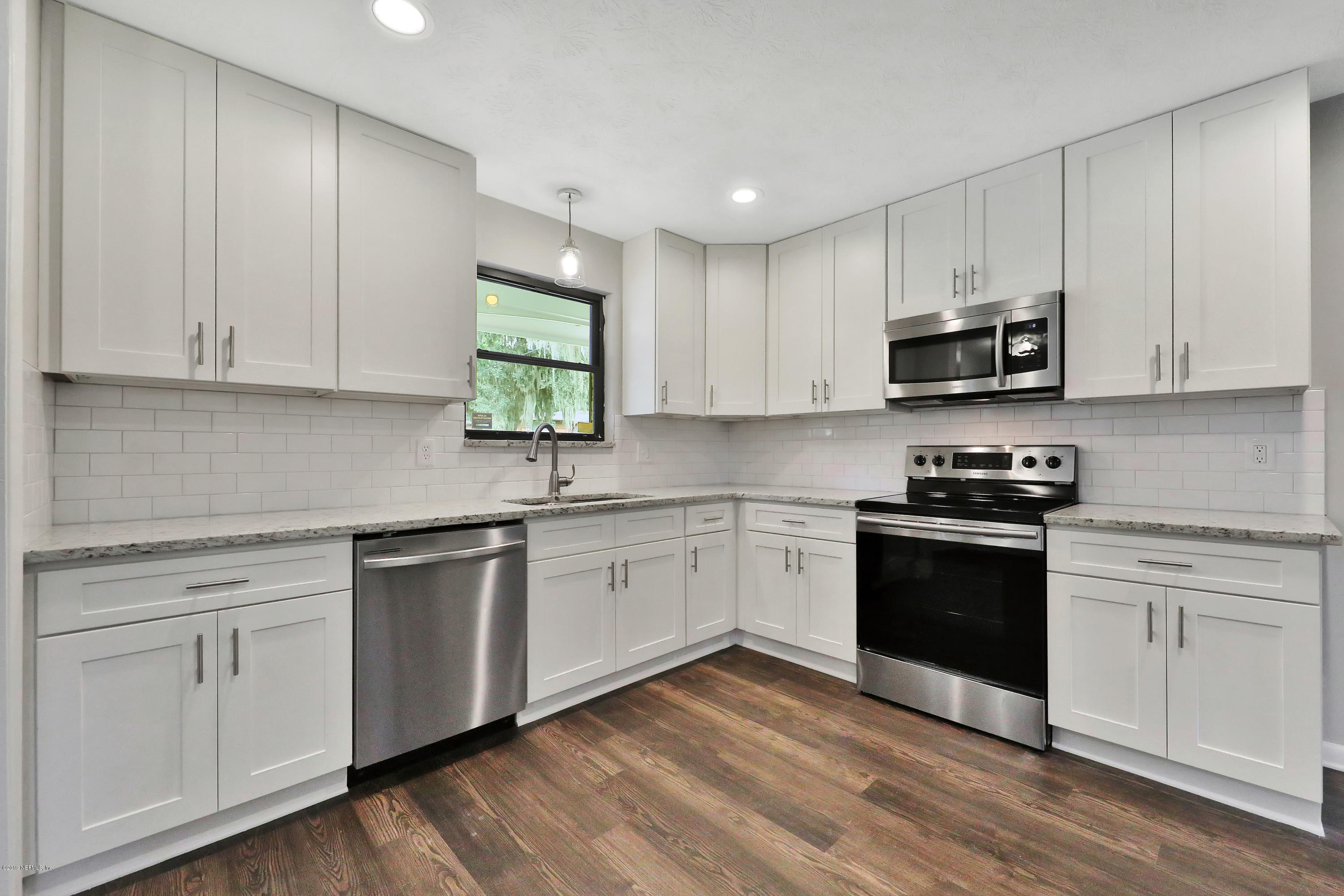 10423 Villanova Road Jacksonville, FL 32218 - Photo 5 of 22 1R4A4853