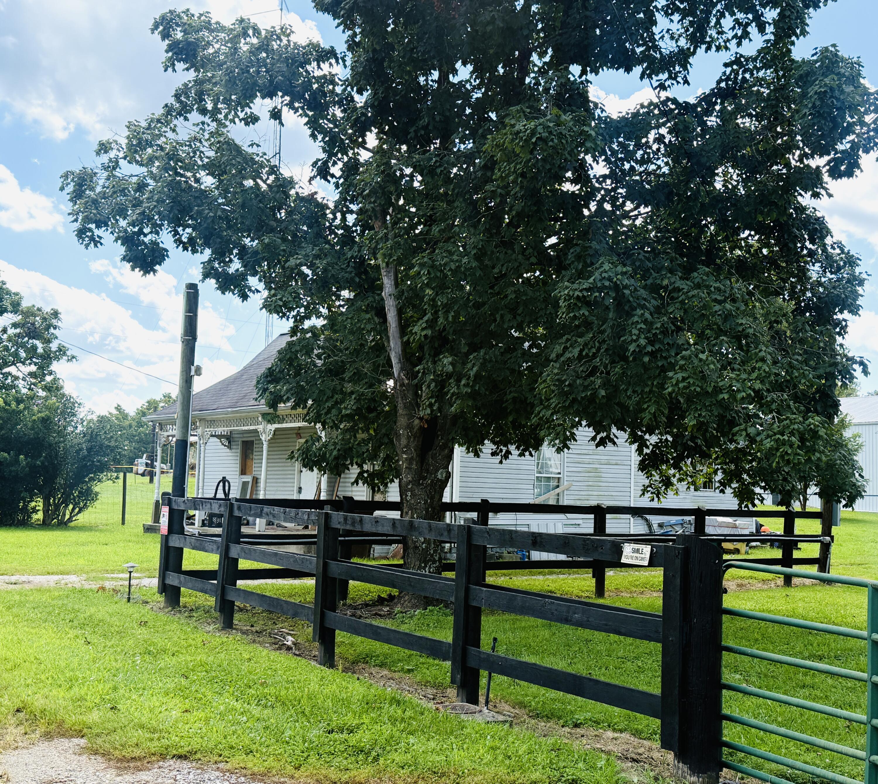 540 Bondville Road Salvisa, KY 40372 - Photo 2 of 20 IMG_5494