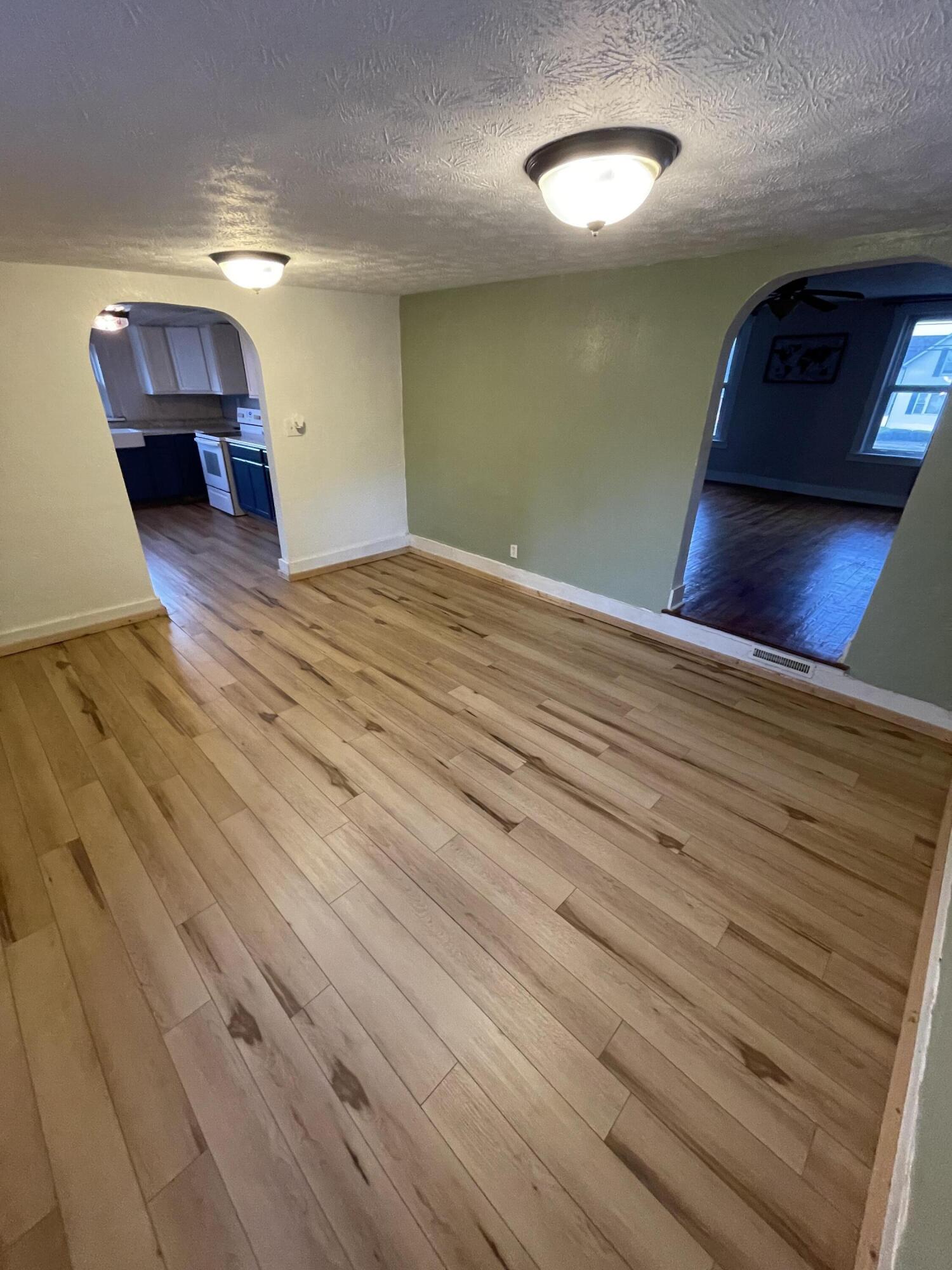 413 West State Street Botkins, OH 45306 - Photo 11 of 20