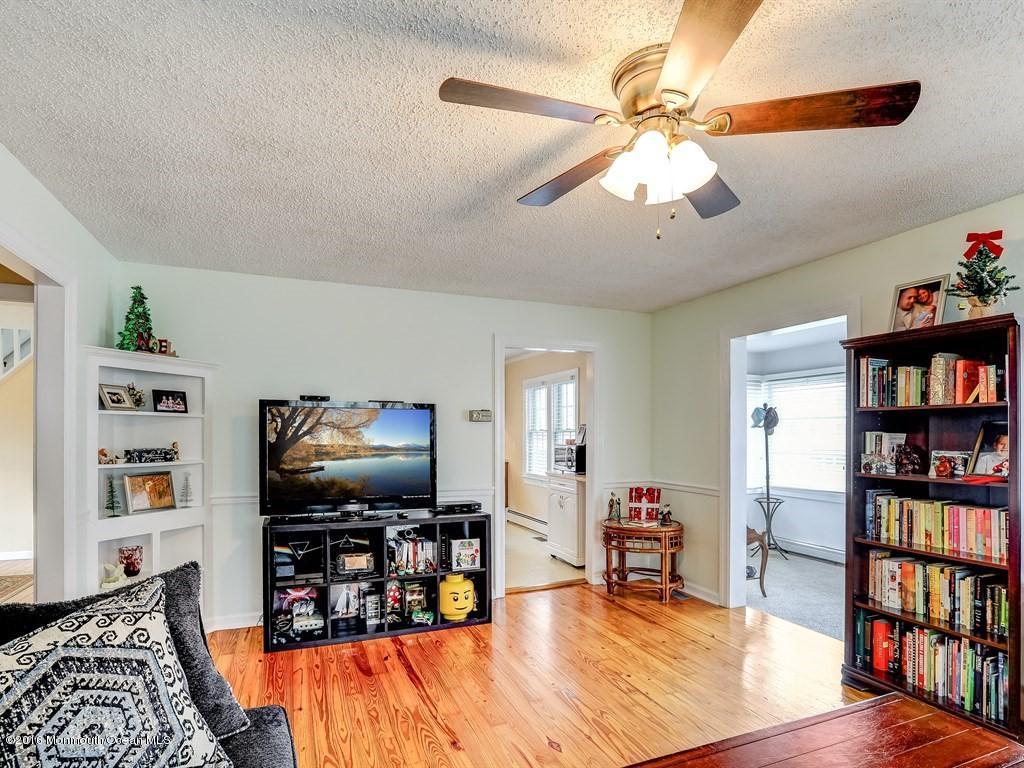 48 Jacobstown Road New Egypt, NJ 08533 - Photo 7 of 34 007_Living
